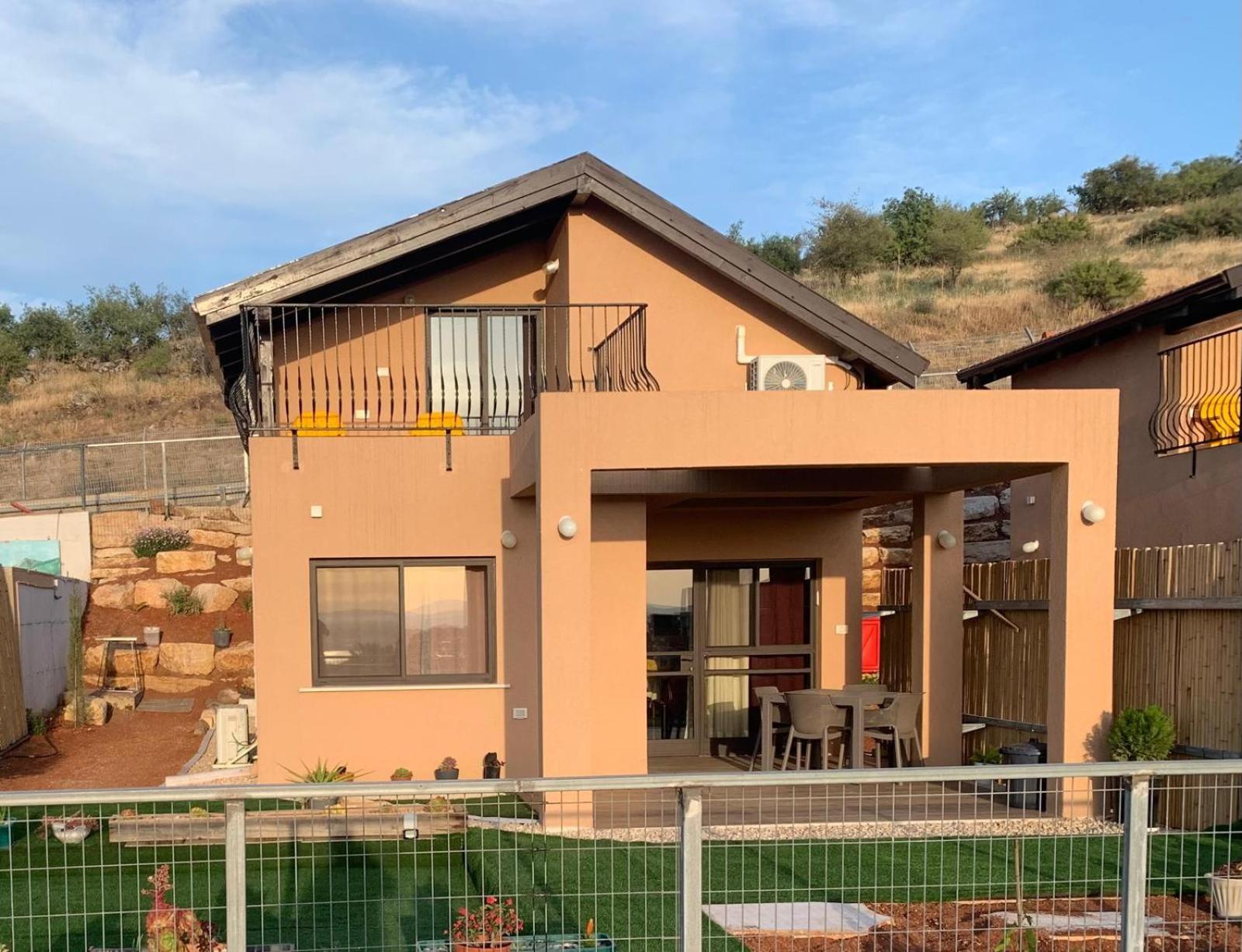 מושב רמות Emanuela Chalets מראה חיצוני תמונה